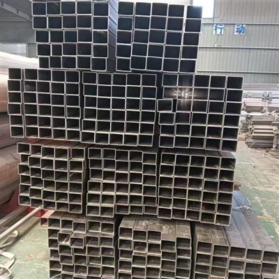 Порожниста квадратна труба з нержавіючої сталі